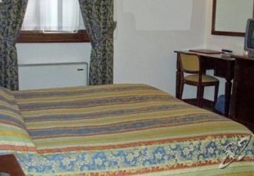 Sebino Hotel Sarnico